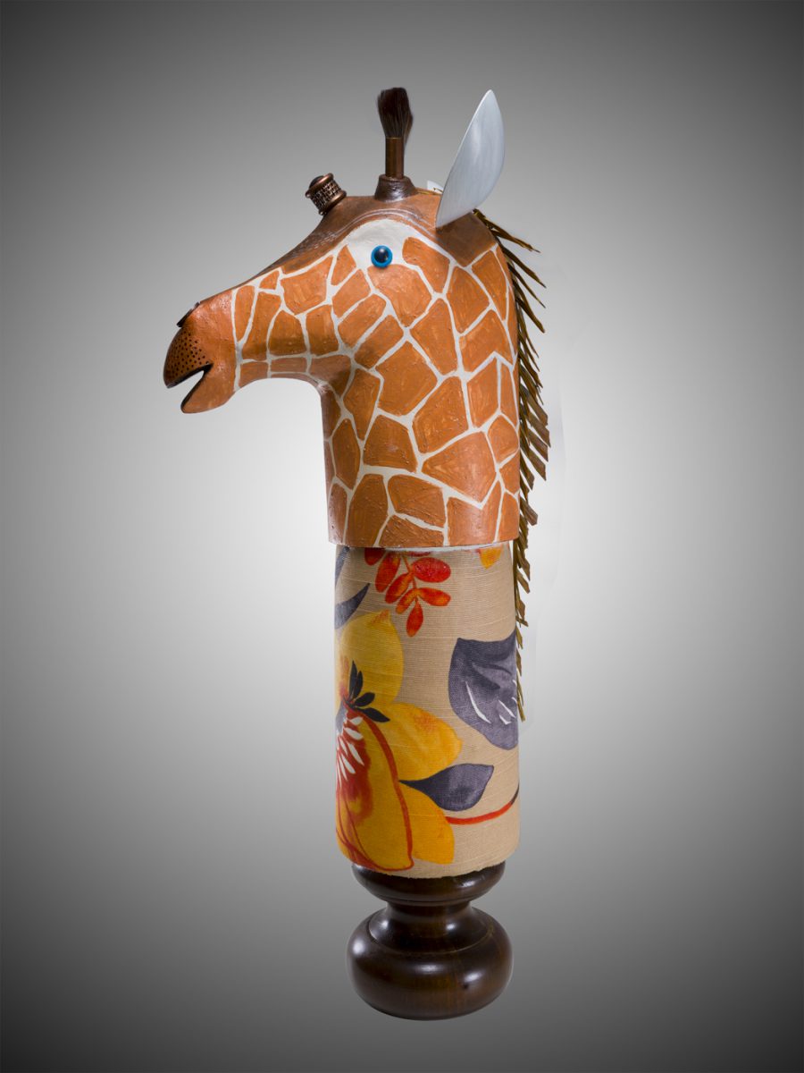 long-neck-vibrant-giant-giraffe